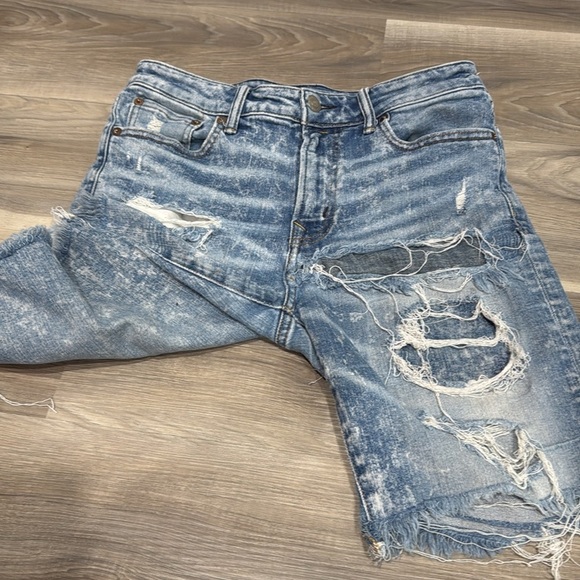 🏁 American eagle Bermuda Distressed Denim Shorts size 30 - Picture 5 of 7